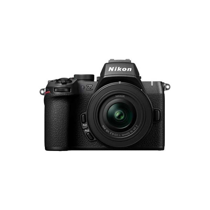 La Nikon Z50 II es la evolución de la exitosa cámara sin espejo APS-C de Nikon, diseñada para creadores de contenido, fotógrafos aficionados avanzados y viajeros que buscan calidad de imagen profesional en un cuerpo compacto y ligero. Esta nueva versión mejora aspectos clave de rendimiento, conectividad y experiencia de usuario, ofreciendo una solución versátil tanto para fotografía como para vídeo. Este kit incluye el objetivo NIKKOR Z DX 16-50mm f/3.5-6.3 VR, ideal para todo tipo de situaciones: paisajes, retratos, calle y viajes. Características Técnicas Montura: Nikon Z (formato DX) Sensor: CMOS APS-C de 20.9 MP Procesador de imagen: EXPEED de última generación Rango ISO: 100 – 51.200 (expandible) Ráfaga continua: Hasta 11 fps con seguimiento de enfoque y exposición Sistema de enfoque: AF híbrido de 209 puntos con detección de fase y contraste Enfoque al ojo (Eye AF): Para personas y animales, en foto y vídeo Pantalla: LCD táctil abatible de 3.2” y 1.04 millones de puntos Visor electrónico: OLED de 2.36 millones de puntos Vídeo: 4K UHD hasta 30p sin recorte / Full HD hasta 120 fps Micrófono externo: Entrada de 3.5 mm Conectividad: Wi-Fi y Bluetooth con SnapBridge Alimentación: Batería EN-EL25 con carga por USB-C Construcción: Aleación de magnesio, diseño compacto y robusto Peso (solo cuerpo): Aprox. 395 g Objetivo incluido Modelo: NIKKOR Z DX 16-50mm f/3.5-6.3 VR Distancia focal equivalente: 24-75 mm (en formato 35 mm) Reducción de vibración (VR): Hasta 4,5 pasos de compensación Enfoque silencioso y rápido: Ideal para vídeo Diseño retráctil: Ultraligero, solo 135 g Aplicaciones Fotografía de viaje y callejera: Compacta, discreta y ligera para llevar a todas partes. Creación de contenido y vlogging: Pantalla abatible y grabación en 4K sin recorte. Retratos y fotografía social: Excelente reproducción de tonos de piel y enfoque al ojo. Vídeo profesional y redes sociales: Alta calidad de imagen, entrada de micro y conectividad. Aprendizaje fotográfico: Ideal para usuarios que desean crecer con el sistema Nikon Z. Contenido de la Caja 1x Cuerpo Nikon Z50 II 1x Objetivo NIKKOR Z DX 16-50mm f/3.5-6.3 VR (con tapas) 1x Batería EN-EL25 1x Cargador o cable USB-C (según región) 1x Correa Nikon 1x Tapa del cuerpo BF-N1 1x Manual de usuario Ventajas Ligera y potente: Perfecta combinación de rendimiento y portabilidad. Calidad de imagen Nikon Z: Sensor avanzado y óptica de alto nivel. Versátil para foto y vídeo: Rinde con igual calidad en ambos terrenos. Pantalla abatible y táctil: Interfaz intuitiva y control directo en vlogging y grabación. Listo para redes y conexión móvil: Transfiere fácilmente fotos y vídeos con SnapBridge. Gran relación calidad-precio: Acceso al sistema Z con una cámara moderna y completa. La Nikon Z50 II con el objetivo 16-50mm VR es la elección perfecta para quienes buscan una cámara híbrida potente, portátil y preparada para todo tipo de contenido, con la garantía de la experiencia óptica de Nikon.La Nikon Z50 II es la evolución de la exitosa cámara sin espejo APS-C de Nikon, diseñada para creadores de contenido, fotógrafos aficionados avanzados y viajeros que buscan calidad de imagen profesional en un cuerpo compacto y ligero. Esta nueva versión mejora aspectos clave de rendimiento, conectividad y experiencia de usuario, ofreciendo una solución versátil tanto para fotografía como para vídeo. Este kit incluye el objetivo NIKKOR Z DX 16-50mm f/3.5-6.3 VR, ideal para todo tipo de situaciones: paisajes, retratos, calle y viajes. Características Técnicas Montura: Nikon Z (formato DX) Sensor: CMOS APS-C de 20.9 MP Procesador de imagen: EXPEED de última generación Rango ISO: 100 – 51.200 (expandible) Ráfaga continua: Hasta 11 fps con seguimiento de enfoque y exposición Sistema de enfoque: AF híbrido de 209 puntos con detección de fase y contraste Enfoque al ojo (Eye AF): Para personas y animales, en foto y vídeo Pantalla: LCD táctil abatible de 3.2” y 1.04 millones de puntos Visor electrónico: OLED de 2.36 millones de puntos Vídeo: 4K UHD hasta 30p sin recorte / Full HD hasta 120 fps Micrófono externo: Entrada de 3.5 mm Conectividad: Wi-Fi y Bluetooth con SnapBridge Alimentación: Batería EN-EL25 con carga por USB-C Construcción: Aleación de magnesio, diseño compacto y robusto Peso (solo cuerpo): Aprox. 395 g Objetivo incluido Modelo: NIKKOR Z DX 16-50mm f/3.5-6.3 VR Distancia focal equivalente: 24-75 mm (en formato 35 mm) Reducción de vibración (VR): Hasta 4,5 pasos de compensación Enfoque silencioso y rápido: Ideal para vídeo Diseño retráctil: Ultraligero, solo 135 g Aplicaciones Fotografía de viaje y callejera: Compacta, discreta y ligera para llevar a todas partes. Creación de contenido y vlogging: Pantalla abatible y grabación en 4K sin recorte. Retratos y fotografía social: Excelente reproducción de tonos de piel y enfoque al ojo. Vídeo profesional y redes sociales: Alta calidad de imagen, entrada de micro y conectividad. Aprendizaje fotográfico: Ideal para usuarios que desean crecer con el sistema Nikon Z. Contenido de la Caja 1x Cuerpo Nikon Z50 II 1x Objetivo NIKKOR Z DX 16-50mm f/3.5-6.3 VR (con tapas) 1x Batería EN-EL25 1x Cargador o cable USB-C (según región) 1x Correa Nikon 1x Tapa del cuerpo BF-N1 1x Manual de usuario Ventajas Ligera y potente: Perfecta combinación de rendimiento y portabilidad. Calidad de imagen Nikon Z: Sensor avanzado y óptica de alto nivel. Versátil para foto y vídeo: Rinde con igual calidad en ambos terrenos. Pantalla abatible y táctil: Interfaz intuitiva y control directo en vlogging y grabación. Listo para redes y conexión móvil: Transfiere fácilmente fotos y vídeos con SnapBridge. Gran relación calidad-precio: Acceso al sistema Z con una cámara moderna y completa. La Nikon Z50 II con el objetivo 16-50mm VR es la elección perfecta para quienes buscan una cámara híbrida potente, portátil y preparada para todo tipo de contenido, con la garantía de la experiencia óptica de Nikon.