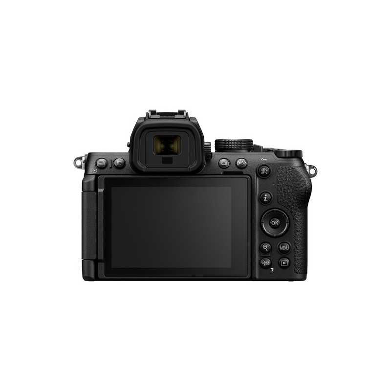 La Nikon Z50 II es la evolución de la exitosa cámara sin espejo APS-C de Nikon, diseñada para creadores de contenido, fotógrafos aficionados avanzados y viajeros que buscan calidad de imagen profesional en un cuerpo compacto y ligero. Esta nueva versión mejora aspectos clave de rendimiento, conectividad y experiencia de usuario, ofreciendo una solución versátil tanto para fotografía como para vídeo. Este kit incluye el objetivo NIKKOR Z DX 16-50mm f/3.5-6.3 VR, ideal para todo tipo de situaciones: paisajes, retratos, calle y viajes. Características Técnicas Montura: Nikon Z (formato DX) Sensor: CMOS APS-C de 20.9 MP Procesador de imagen: EXPEED de última generación Rango ISO: 100 – 51.200 (expandible) Ráfaga continua: Hasta 11 fps con seguimiento de enfoque y exposición Sistema de enfoque: AF híbrido de 209 puntos con detección de fase y contraste Enfoque al ojo (Eye AF): Para personas y animales, en foto y vídeo Pantalla: LCD táctil abatible de 3.2” y 1.04 millones de puntos Visor electrónico: OLED de 2.36 millones de puntos Vídeo: 4K UHD hasta 30p sin recorte / Full HD hasta 120 fps Micrófono externo: Entrada de 3.5 mm Conectividad: Wi-Fi y Bluetooth con SnapBridge Alimentación: Batería EN-EL25 con carga por USB-C Construcción: Aleación de magnesio, diseño compacto y robusto Peso (solo cuerpo): Aprox. 395 g Objetivo incluido Modelo: NIKKOR Z DX 16-50mm f/3.5-6.3 VR Distancia focal equivalente: 24-75 mm (en formato 35 mm) Reducción de vibración (VR): Hasta 4,5 pasos de compensación Enfoque silencioso y rápido: Ideal para vídeo Diseño retráctil: Ultraligero, solo 135 g Aplicaciones Fotografía de viaje y callejera: Compacta, discreta y ligera para llevar a todas partes. Creación de contenido y vlogging: Pantalla abatible y grabación en 4K sin recorte. Retratos y fotografía social: Excelente reproducción de tonos de piel y enfoque al ojo. Vídeo profesional y redes sociales: Alta calidad de imagen, entrada de micro y conectividad. Aprendizaje fotográfico: Ideal para usuarios que desean crecer con el sistema Nikon Z. Contenido de la Caja 1x Cuerpo Nikon Z50 II 1x Objetivo NIKKOR Z DX 16-50mm f/3.5-6.3 VR (con tapas) 1x Batería EN-EL25 1x Cargador o cable USB-C (según región) 1x Correa Nikon 1x Tapa del cuerpo BF-N1 1x Manual de usuario Ventajas Ligera y potente: Perfecta combinación de rendimiento y portabilidad. Calidad de imagen Nikon Z: Sensor avanzado y óptica de alto nivel. Versátil para foto y vídeo: Rinde con igual calidad en ambos terrenos. Pantalla abatible y táctil: Interfaz intuitiva y control directo en vlogging y grabación. Listo para redes y conexión móvil: Transfiere fácilmente fotos y vídeos con SnapBridge. Gran relación calidad-precio: Acceso al sistema Z con una cámara moderna y completa. La Nikon Z50 II con el objetivo 16-50mm VR es la elección perfecta para quienes buscan una cámara híbrida potente, portátil y preparada para todo tipo de contenido, con la garantía de la experiencia óptica de Nikon.La Nikon Z50 II es la evolución de la exitosa cámara sin espejo APS-C de Nikon, diseñada para creadores de contenido, fotógrafos aficionados avanzados y viajeros que buscan calidad de imagen profesional en un cuerpo compacto y ligero. Esta nueva versión mejora aspectos clave de rendimiento, conectividad y experiencia de usuario, ofreciendo una solución versátil tanto para fotografía como para vídeo. Este kit incluye el objetivo NIKKOR Z DX 16-50mm f/3.5-6.3 VR, ideal para todo tipo de situaciones: paisajes, retratos, calle y viajes. Características Técnicas Montura: Nikon Z (formato DX) Sensor: CMOS APS-C de 20.9 MP Procesador de imagen: EXPEED de última generación Rango ISO: 100 – 51.200 (expandible) Ráfaga continua: Hasta 11 fps con seguimiento de enfoque y exposición Sistema de enfoque: AF híbrido de 209 puntos con detección de fase y contraste Enfoque al ojo (Eye AF): Para personas y animales, en foto y vídeo Pantalla: LCD táctil abatible de 3.2” y 1.04 millones de puntos Visor electrónico: OLED de 2.36 millones de puntos Vídeo: 4K UHD hasta 30p sin recorte / Full HD hasta 120 fps Micrófono externo: Entrada de 3.5 mm Conectividad: Wi-Fi y Bluetooth con SnapBridge Alimentación: Batería EN-EL25 con carga por USB-C Construcción: Aleación de magnesio, diseño compacto y robusto Peso (solo cuerpo): Aprox. 395 g Objetivo incluido Modelo: NIKKOR Z DX 16-50mm f/3.5-6.3 VR Distancia focal equivalente: 24-75 mm (en formato 35 mm) Reducción de vibración (VR): Hasta 4,5 pasos de compensación Enfoque silencioso y rápido: Ideal para vídeo Diseño retráctil: Ultraligero, solo 135 g Aplicaciones Fotografía de viaje y callejera: Compacta, discreta y ligera para llevar a todas partes. Creación de contenido y vlogging: Pantalla abatible y grabación en 4K sin recorte. Retratos y fotografía social: Excelente reproducción de tonos de piel y enfoque al ojo. Vídeo profesional y redes sociales: Alta calidad de imagen, entrada de micro y conectividad. Aprendizaje fotográfico: Ideal para usuarios que desean crecer con el sistema Nikon Z. Contenido de la Caja 1x Cuerpo Nikon Z50 II 1x Objetivo NIKKOR Z DX 16-50mm f/3.5-6.3 VR (con tapas) 1x Batería EN-EL25 1x Cargador o cable USB-C (según región) 1x Correa Nikon 1x Tapa del cuerpo BF-N1 1x Manual de usuario Ventajas Ligera y potente: Perfecta combinación de rendimiento y portabilidad. Calidad de imagen Nikon Z: Sensor avanzado y óptica de alto nivel. Versátil para foto y vídeo: Rinde con igual calidad en ambos terrenos. Pantalla abatible y táctil: Interfaz intuitiva y control directo en vlogging y grabación. Listo para redes y conexión móvil: Transfiere fácilmente fotos y vídeos con SnapBridge. Gran relación calidad-precio: Acceso al sistema Z con una cámara moderna y completa. La Nikon Z50 II con el objetivo 16-50mm VR es la elección perfecta para quienes buscan una cámara híbrida potente, portátil y preparada para todo tipo de contenido, con la garantía de la experiencia óptica de Nikon. - Imagen 5